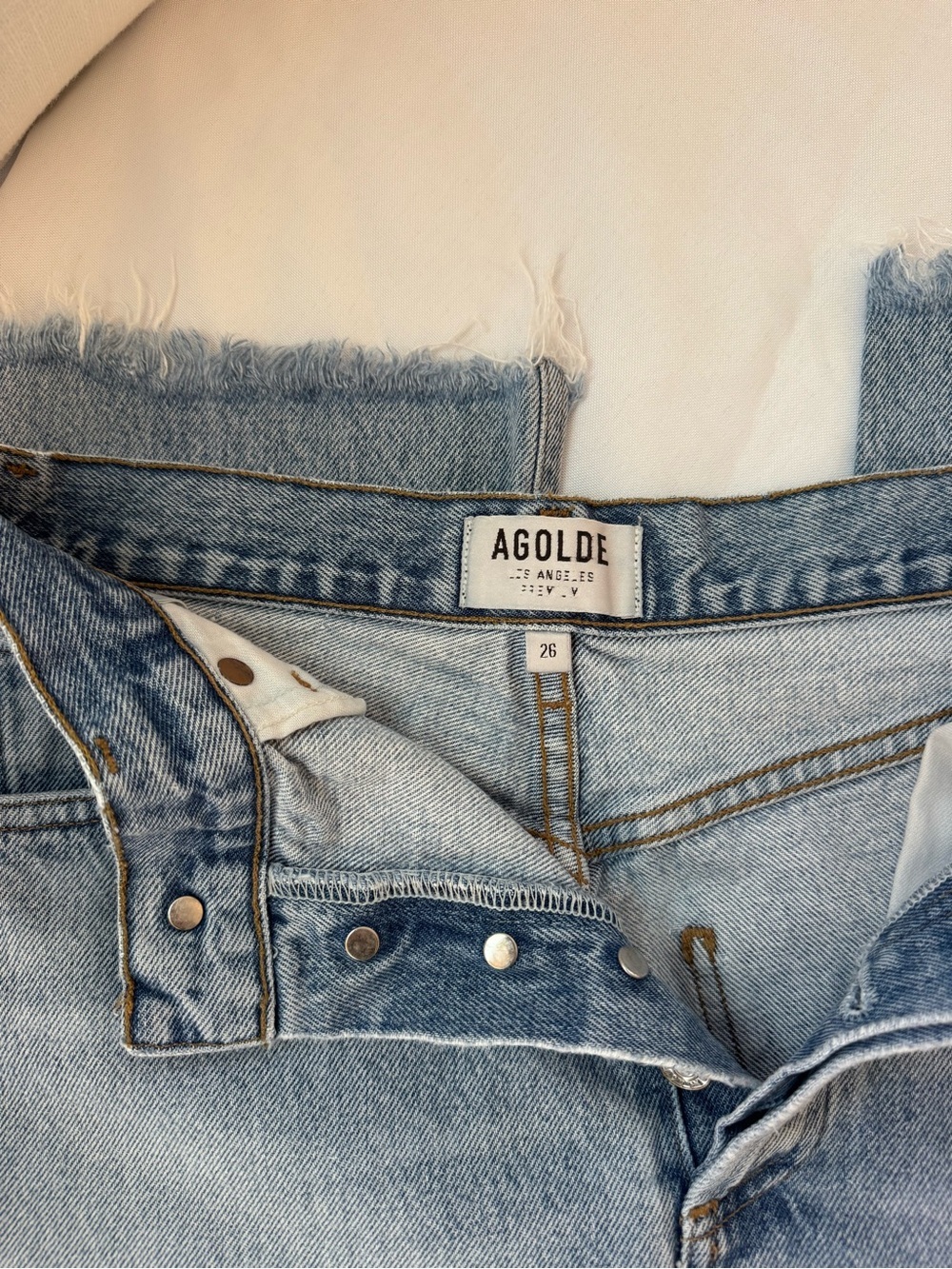 Agolde Riley High-Rise Straight Crop Jeans — Blue Wash - Picture 9 of 11